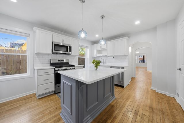 1936 W 38th Street, Chicago, IL 60609