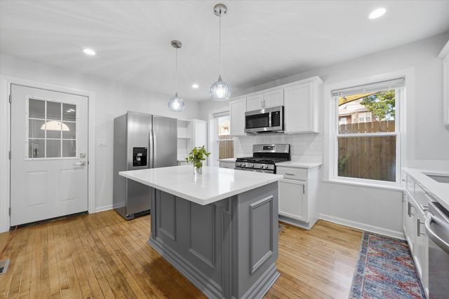 1936 W 38th Street, Chicago, IL 60609