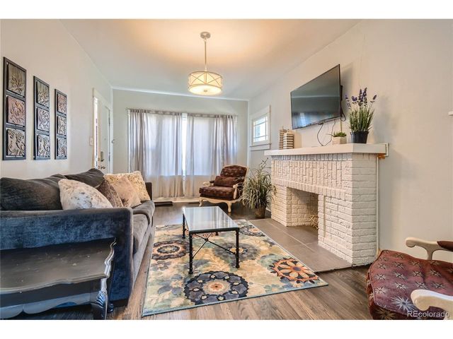 1510 Clermont St, Denver, CO 80220