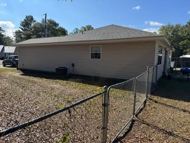 126 Jefferson Lane, Defuniak Springs, FL 32433