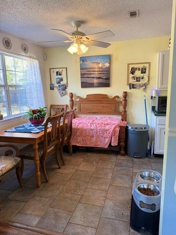 126 Jefferson Lane, Defuniak Springs, FL 32433