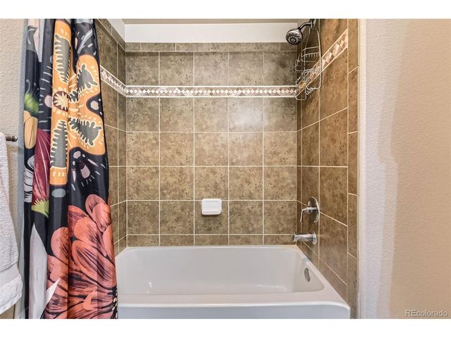 9019 E Panorama Cir D207, Englewood, CO 80112