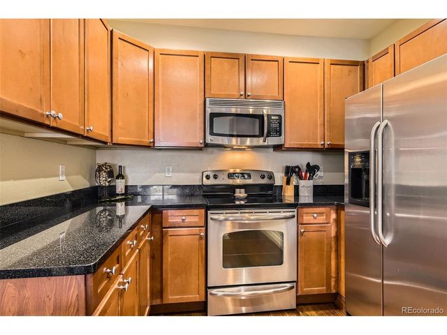 9019 E Panorama Cir D207, Englewood, CO 80112