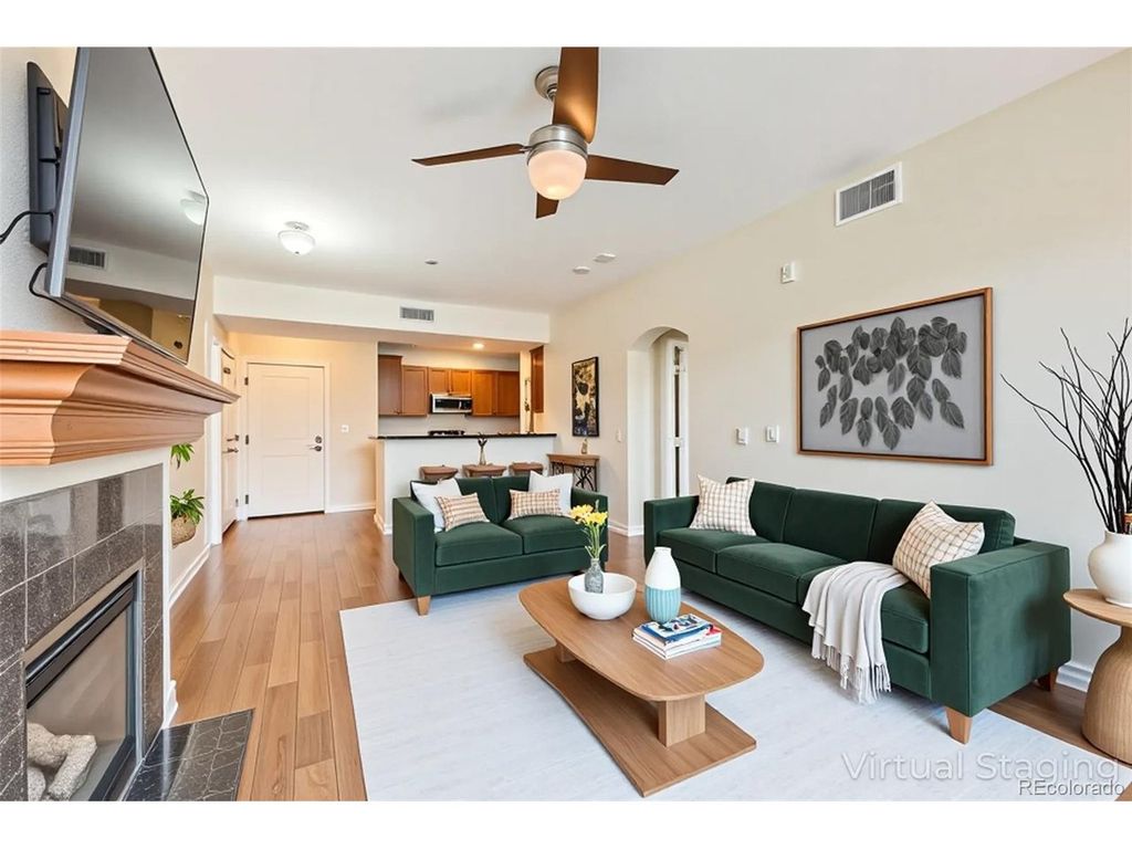 9019 E Panorama Cir D207, Englewood, CO 80112