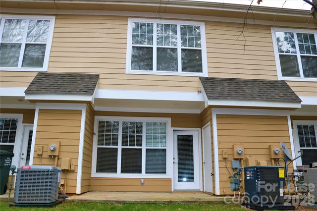 15232 Coventry Court Lane, Charlotte, NC 28277