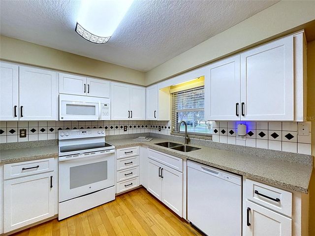 5709 SCOTT LAKE ROAD, Lakeland, FL 33813