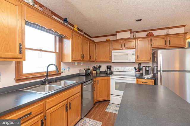 46 N ATLANTIC AVE, Bethany Beach, DE 19930