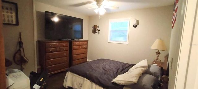 5403 HIGHWAY 40 W, Yankeetown, FL 34498