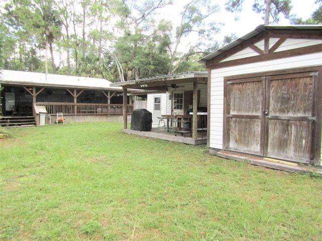 5403 HIGHWAY 40 W, Yankeetown, FL 34498