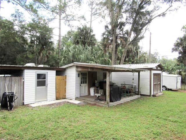 5403 HIGHWAY 40 W, Yankeetown, FL 34498