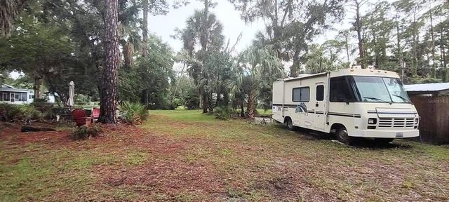 5403 HIGHWAY 40 W, Yankeetown, FL 34498