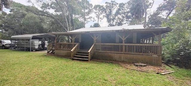 5403 HIGHWAY 40 W, Yankeetown, FL 34498