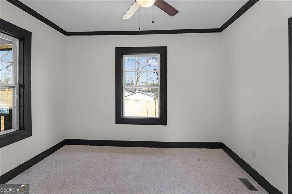 391 S Bend Avenue SE, Atlanta, GA 30315 — photo 5