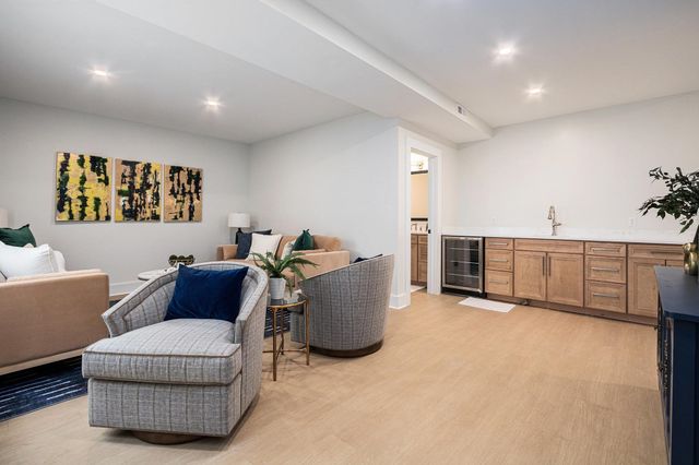 743 South Bend Avenue, South Bend, IN 46617