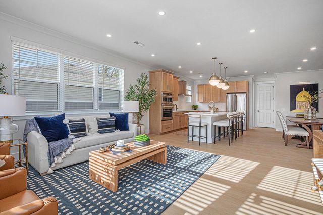 743 South Bend Avenue, South Bend, IN 46617