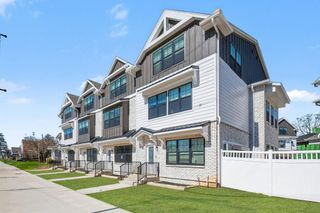 743 South Bend Avenue, South Bend, IN 46617