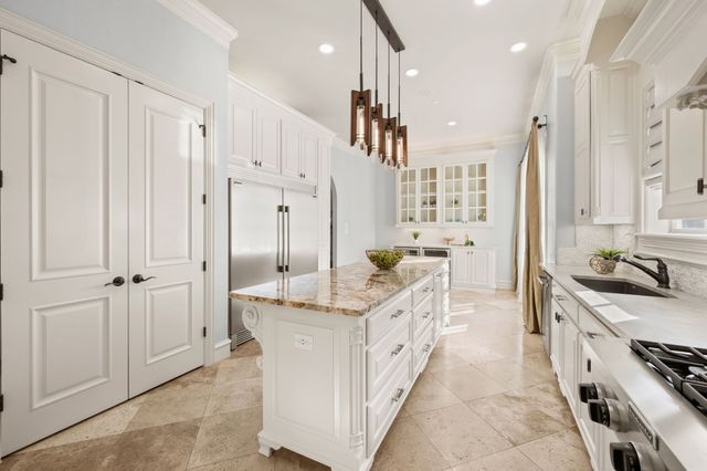 61 Piazza Lane, Colleyville, TX 76034