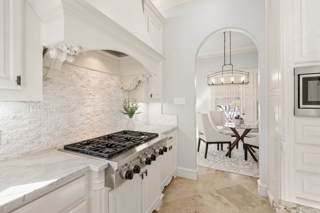 61 Piazza Lane, Colleyville, TX 76034