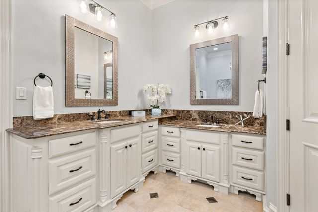 61 Piazza Lane, Colleyville, TX 76034