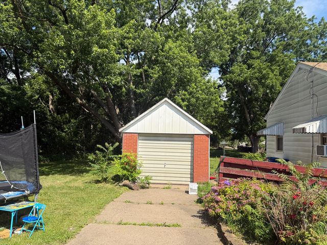 2172 Frisco Drive, Davenport, IA 52804
