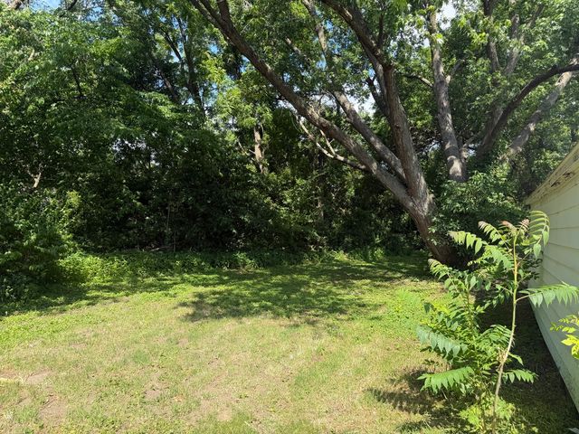 2172 Frisco Drive, Davenport, IA 52804