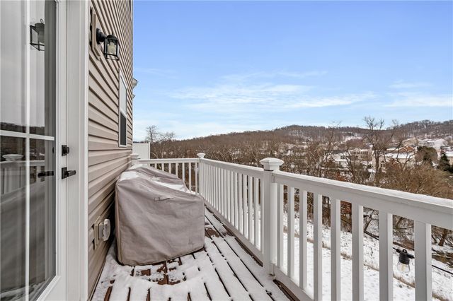 410 Scharberry Ln, Adams Twp, PA 16046