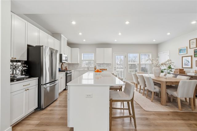 410 Scharberry Ln, Adams Twp, PA 16046