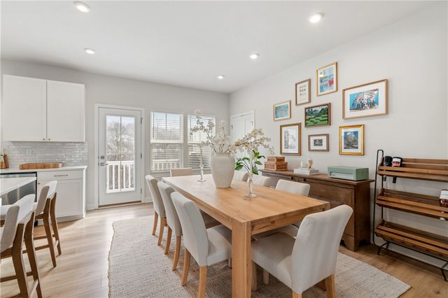 410 Scharberry Ln, Adams Twp, PA 16046