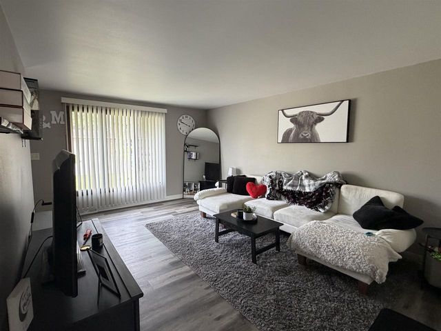 1715 EDGEHILL DRIVE, Green Bay, WI 54304