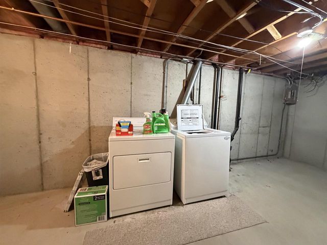 1715 EDGEHILL DRIVE, Green Bay, WI 54304
