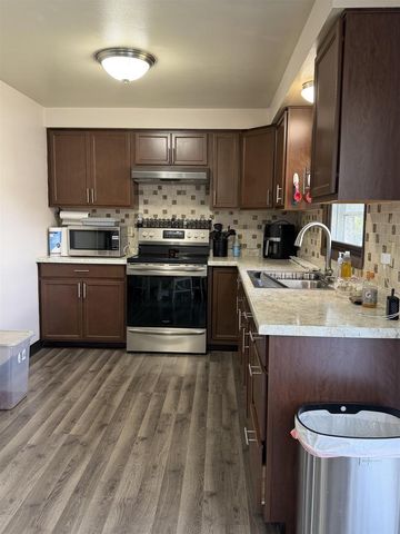 1715 EDGEHILL DRIVE, Green Bay, WI 54304