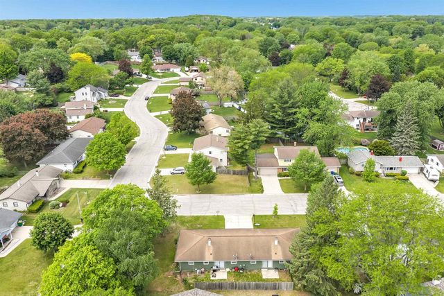 1715 EDGEHILL DRIVE, Green Bay, WI 54304