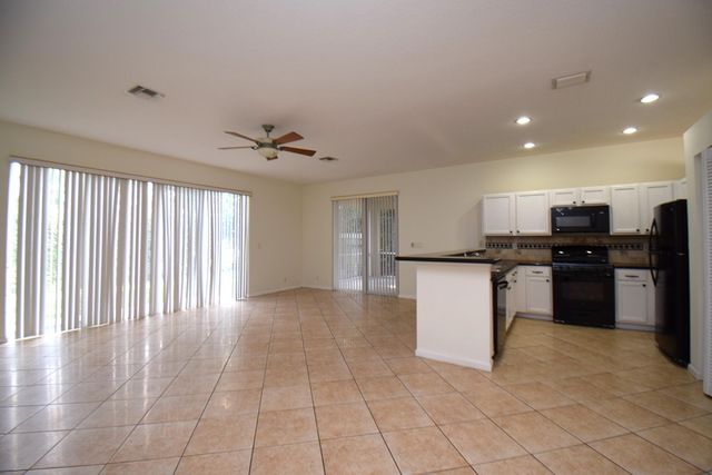 1338 CAPE MAY Lane, Greenacres, FL 33413
