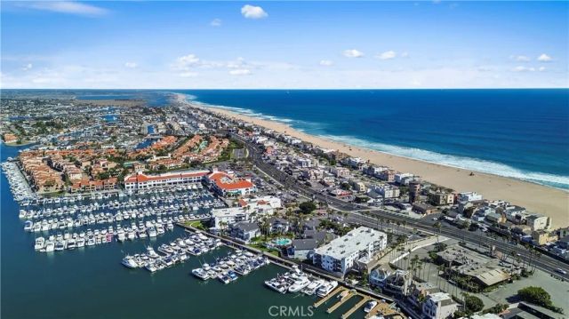 2872 Coast Circle 104, Huntington Beach, CA 92649