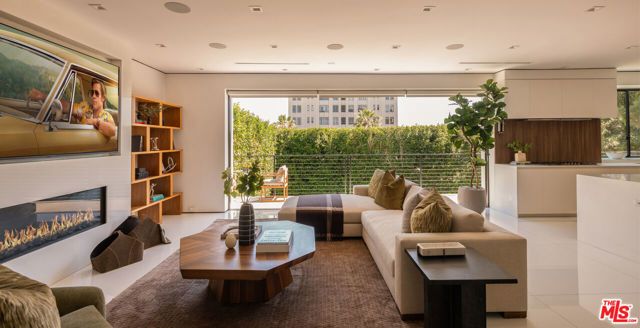 6654 Emmet Terrace, Los Angeles, CA 90068