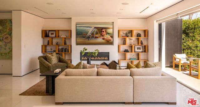 6654 Emmet Terrace, Los Angeles, CA 90068