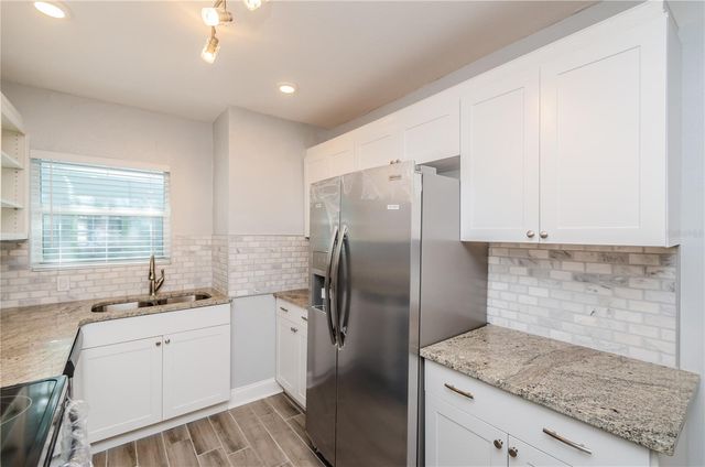 2401 2ND AVENUE N, St Petersburg, FL 33713