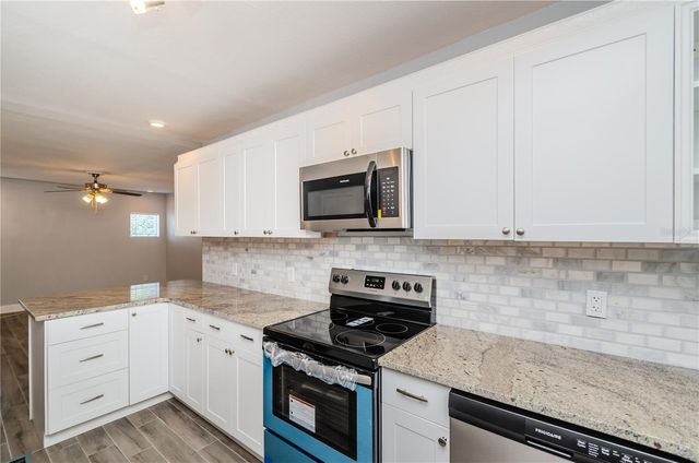 2401 2ND AVENUE N, St Petersburg, FL 33713