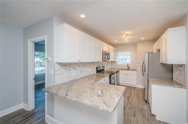 2401 2ND AVENUE N, St Petersburg, FL 33713