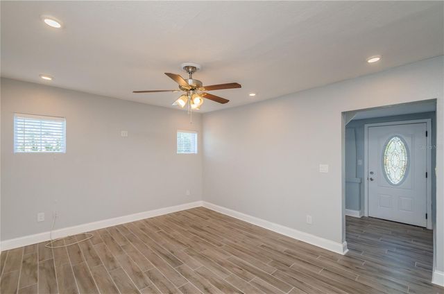 2401 2ND AVENUE N, St Petersburg, FL 33713