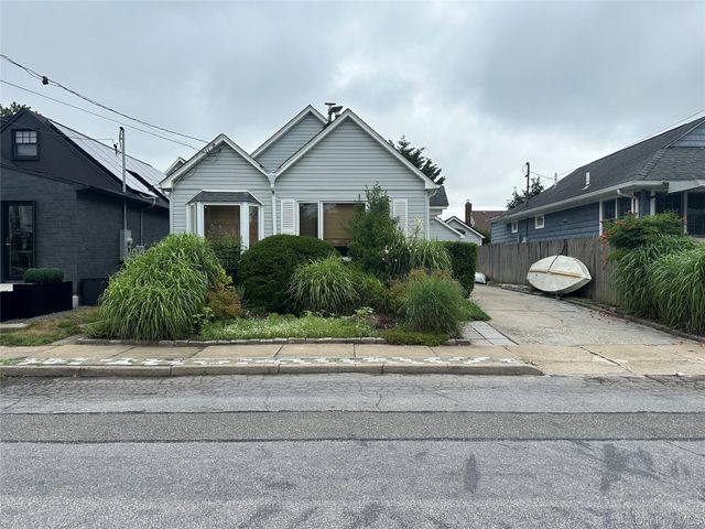 132 Coronado Street, Atlantic Beach, NY 11509