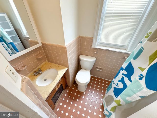 2082 ALBRIGHT ST, Philadelphia, PA 19134