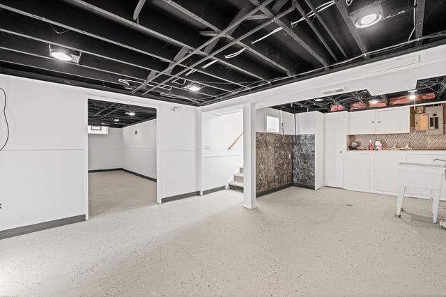 26101 Compson Street, Roseville, MI 48066