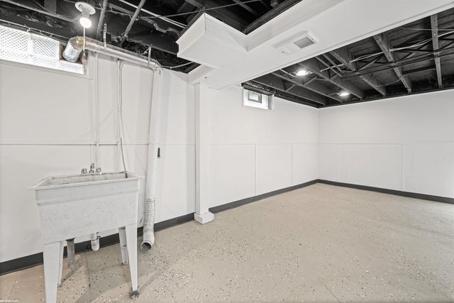 26101 Compson Street, Roseville, MI 48066