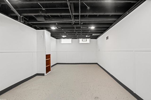 26101 Compson Street, Roseville, MI 48066