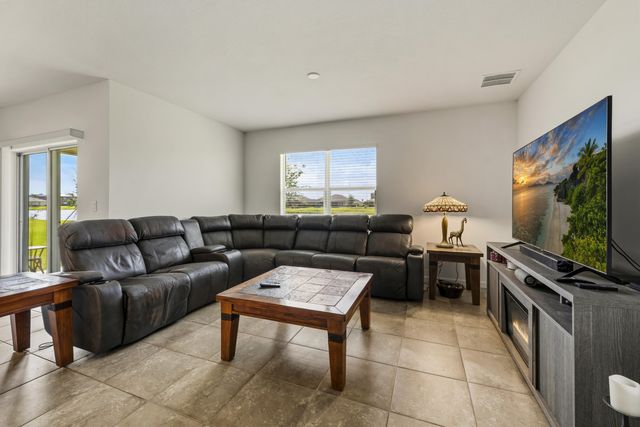 3324 Homestead Drive, Fort Pierce, FL 34945