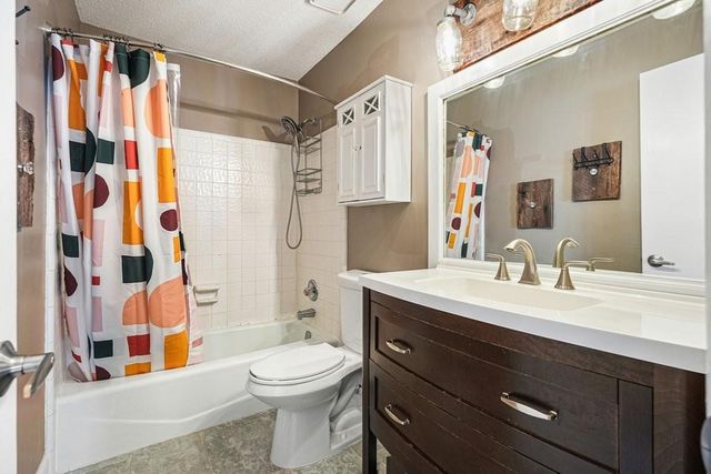 200 Roswell Landings Drive, Roswell, GA 30075