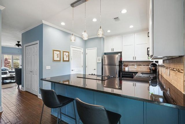 200 Roswell Landings Drive, Roswell, GA 30075