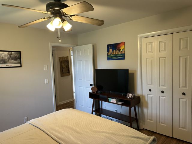 8401 Terry Ln, Hermitage, TN 37076
