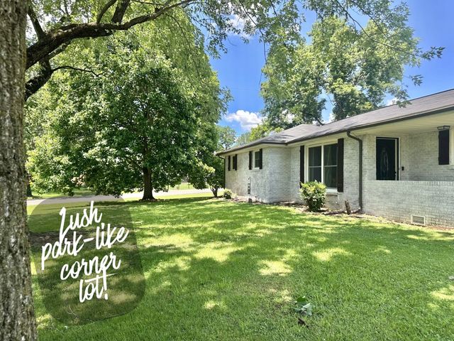 8401 Terry Ln, Hermitage, TN 37076